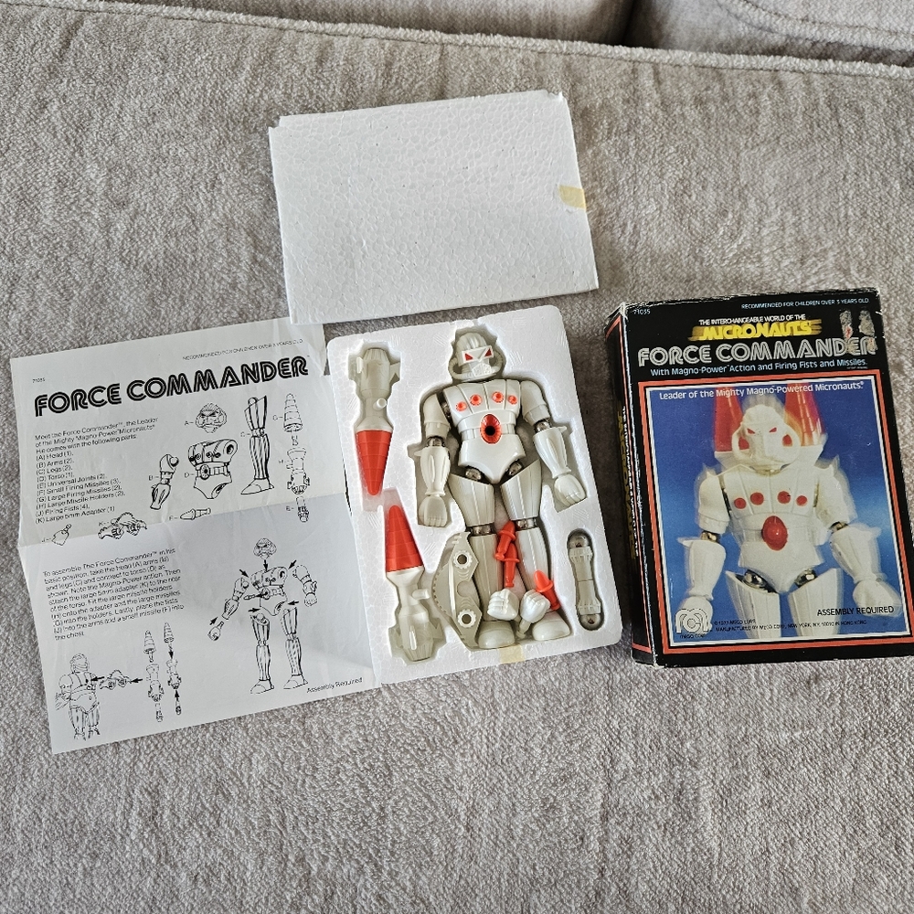 ❌️❌SOLD❌️❌️ VtgMICRONAUTS Force Commander Action Figure Mego 1977 w box - Picture 4 of 12